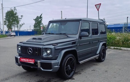 Mercedes-Benz G-Класс W463 рестайлинг _ii, 2001 год, 3 300 000 рублей, 2 фотография