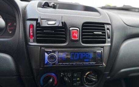Nissan Almera, 2004 год, 350 000 рублей, 11 фотография