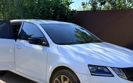 Skoda Octavia, 2018 год, 1 730 000 рублей, 3 фотография