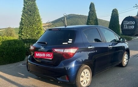 Toyota Vitz, 2018 год, 855 000 рублей, 5 фотография