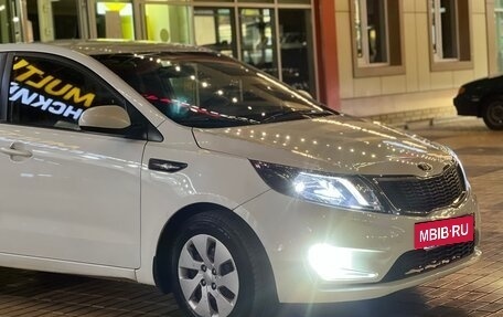KIA Rio III рестайлинг, 2013 год, 750 000 рублей, 5 фотография