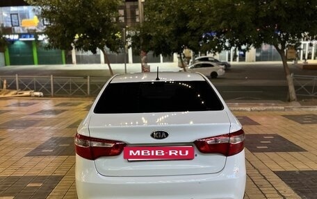 KIA Rio III рестайлинг, 2013 год, 750 000 рублей, 7 фотография