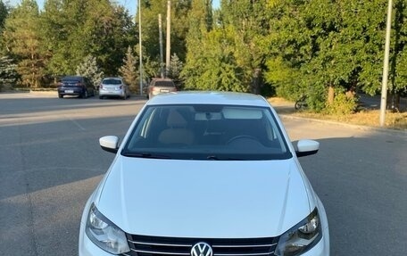 Volkswagen Polo VI (EU Market), 2017 год, 870 000 рублей, 1 фотография