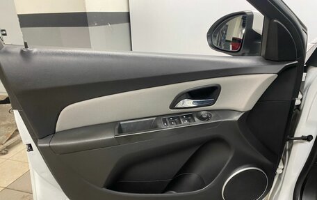 Chevrolet Cruze II, 2014 год, 578 000 рублей, 9 фотография