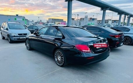 Mercedes-Benz E-Класс, 2018 год, 2 190 000 рублей, 2 фотография