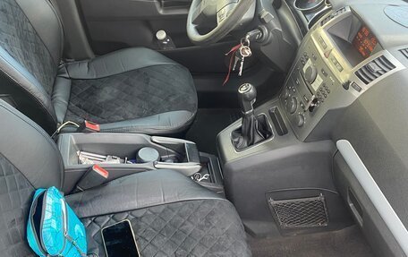 Opel Zafira B, 2007 год, 450 000 рублей, 11 фотография