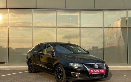 Volkswagen Passat B6, 2010 год, 599 000 рублей, 2 фотография