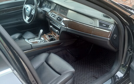 BMW 7 серия, 2010 год, 2 000 000 рублей, 9 фотография