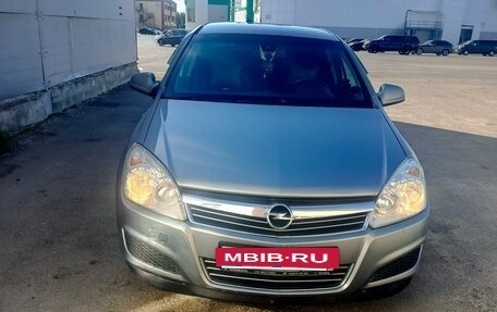 Opel Astra H, 2011 год, 410 000 рублей, 2 фотография