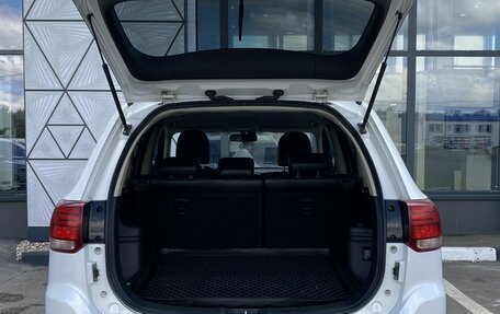 Mitsubishi Outlander III рестайлинг 3, 2017 год, 1 439 000 рублей, 10 фотография