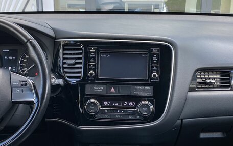 Mitsubishi Outlander III рестайлинг 3, 2017 год, 1 439 000 рублей, 12 фотография