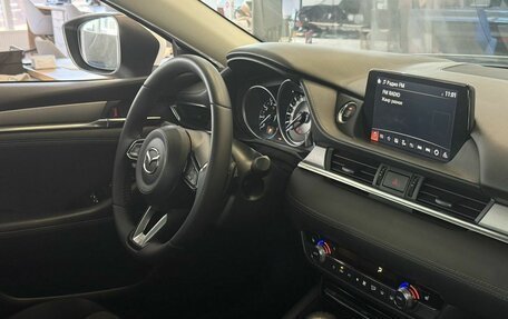 Mazda 6, 2019 год, 2 350 000 рублей, 19 фотография