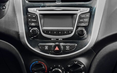 Hyundai Solaris II рестайлинг, 2013 год, 889 900 рублей, 14 фотография