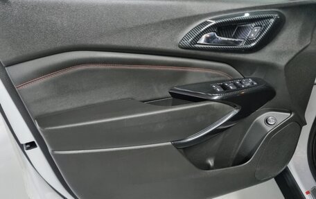 Chevrolet Trax, 2023 год, 1 895 000 рублей, 10 фотография