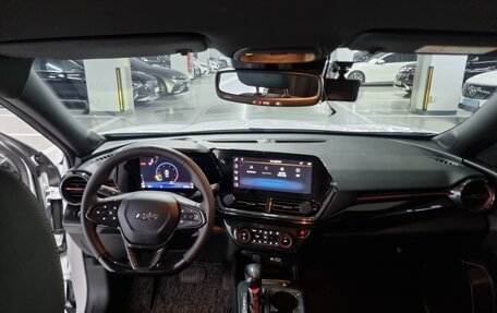 Chevrolet Trax, 2023 год, 1 895 000 рублей, 12 фотография