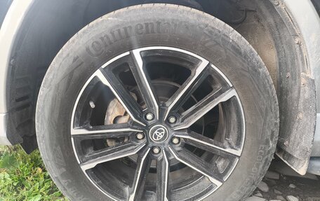Toyota RAV4, 2016 год, 2 700 000 рублей, 3 фотография