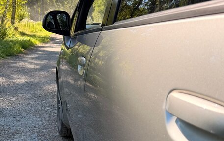 Mitsubishi Colt VI рестайлинг, 2003 год, 315 000 рублей, 2 фотография