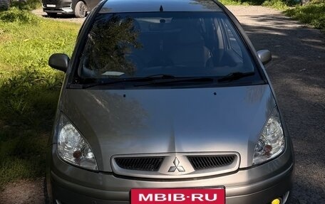 Mitsubishi Colt VI рестайлинг, 2003 год, 315 000 рублей, 5 фотография
