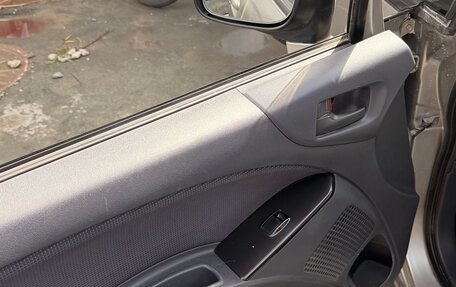 Mitsubishi Colt VI рестайлинг, 2003 год, 315 000 рублей, 16 фотография