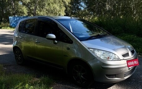 Mitsubishi Colt VI рестайлинг, 2003 год, 315 000 рублей, 11 фотография