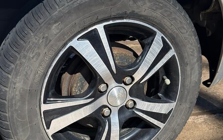 Toyota Vitz, 2013 год, 620 000 рублей, 16 фотография