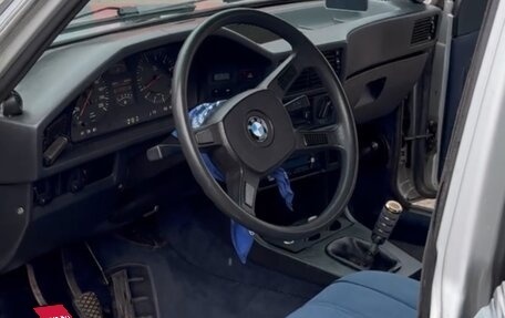 BMW 5 серия, 1985 год, 520 000 рублей, 7 фотография