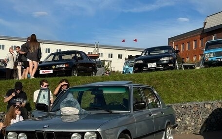 BMW 5 серия, 1985 год, 520 000 рублей, 16 фотография