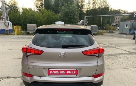 Hyundai Tucson III, 2016 год, 1 600 000 рублей, 10 фотография