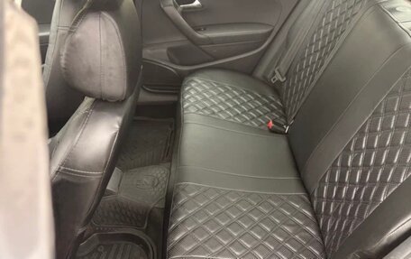 Volkswagen Polo VI (EU Market), 2011 год, 750 000 рублей, 6 фотография