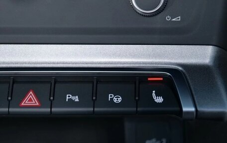 Audi Q3, 2022 год, 2 490 002 рублей, 15 фотография