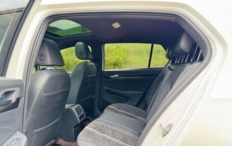 Volkswagen Golf VIII, 2022 год, 2 000 002 рублей, 10 фотография