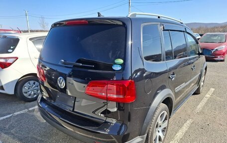 Volkswagen Touran III, 2012 год, 1 250 000 рублей, 2 фотография