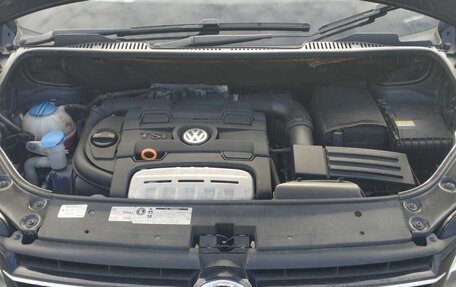 Volkswagen Touran III, 2012 год, 1 250 000 рублей, 29 фотография