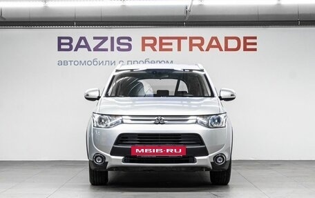 Mitsubishi Outlander III рестайлинг 3, 2014 год, 1 699 000 рублей, 3 фотография