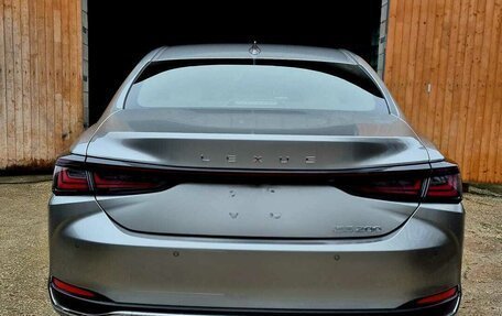 Lexus ES VII, 2025 год, 5 800 000 рублей, 3 фотография