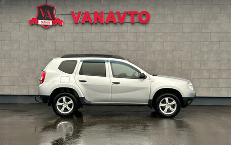 Renault Duster I рестайлинг, 2014 год, 915 000 рублей, 3 фотография