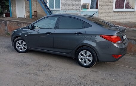 Hyundai Solaris II рестайлинг, 2014 год, 980 000 рублей, 4 фотография