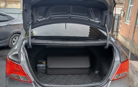 Hyundai Solaris II рестайлинг, 2014 год, 980 000 рублей, 7 фотография