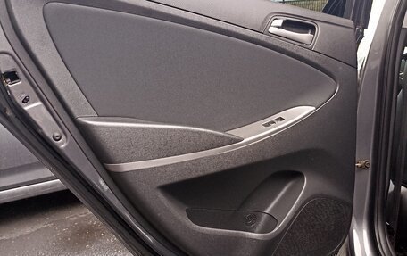 Hyundai Solaris II рестайлинг, 2014 год, 980 000 рублей, 8 фотография