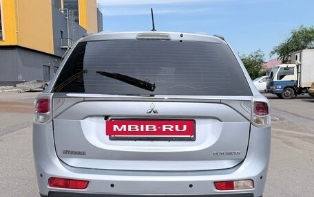 Mitsubishi Outlander III рестайлинг 3, 2012 год, 1 200 000 рублей, 5 фотография