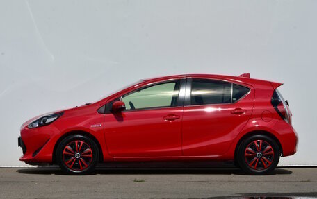 Toyota Aqua I, 2017 год, 1 150 000 рублей, 2 фотография