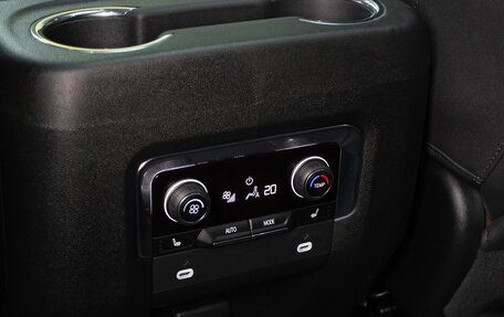 Chevrolet Suburban, 2023 год, 11 499 000 рублей, 16 фотография