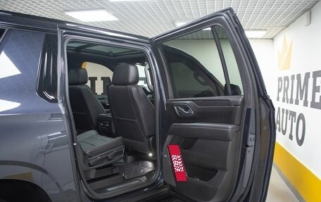 Chevrolet Suburban, 2023 год, 11 499 000 рублей, 21 фотография