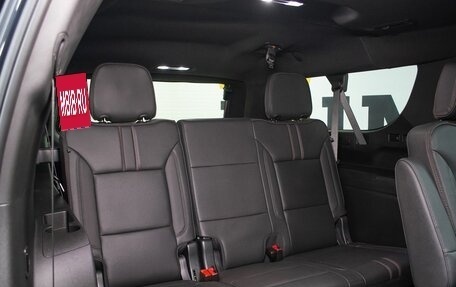 Chevrolet Suburban, 2023 год, 11 499 000 рублей, 31 фотография