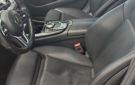 Mercedes-Benz E-Класс, 2019 год, 2 300 000 рублей, 11 фотография