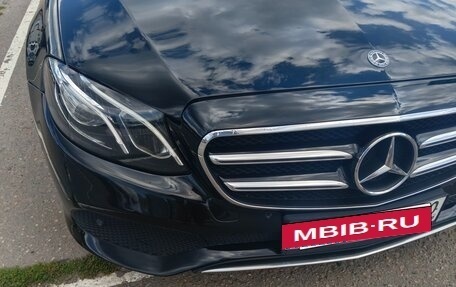 Mercedes-Benz E-Класс, 2019 год, 2 300 000 рублей, 9 фотография