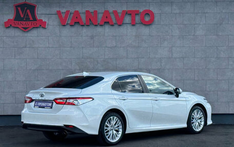 Toyota Camry, 2019 год, 2 670 000 рублей, 5 фотография
