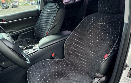 Toyota Camry, 2019 год, 2 670 000 рублей, 9 фотография