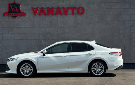 Toyota Camry, 2019 год, 2 670 000 рублей, 8 фотография