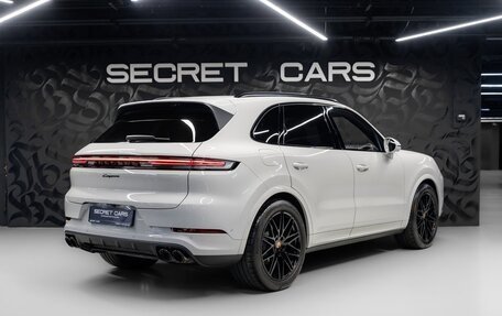 Porsche Cayenne III, 2025 год, 16 990 000 рублей, 2 фотография